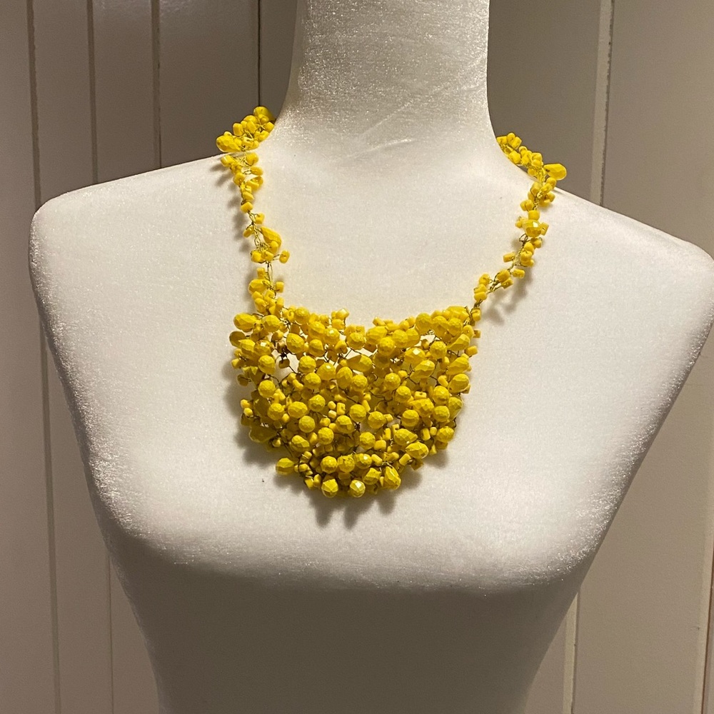 Zara yellow necklace